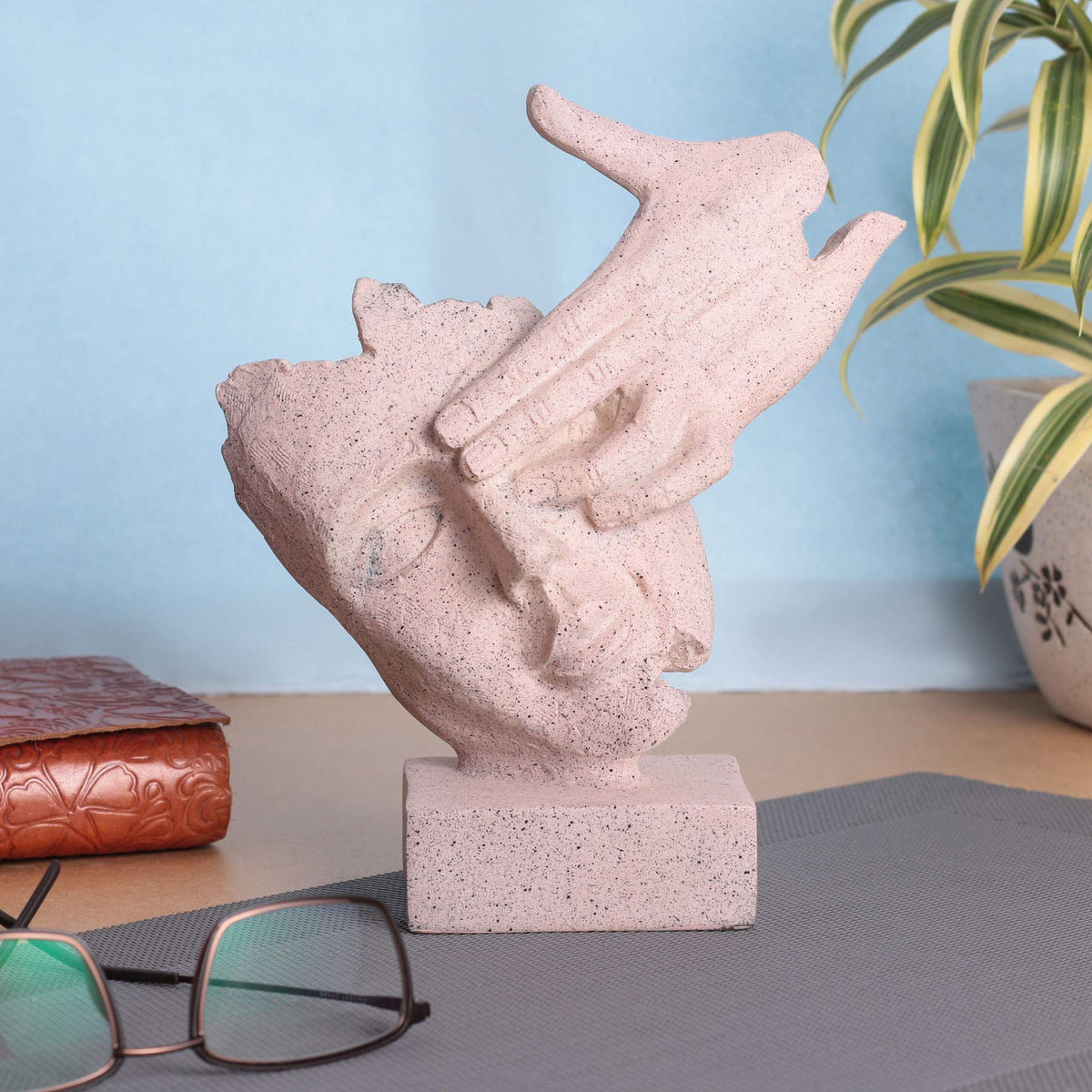 Antique-Human-Face-Statue-Artifacts-for-Home-decor.