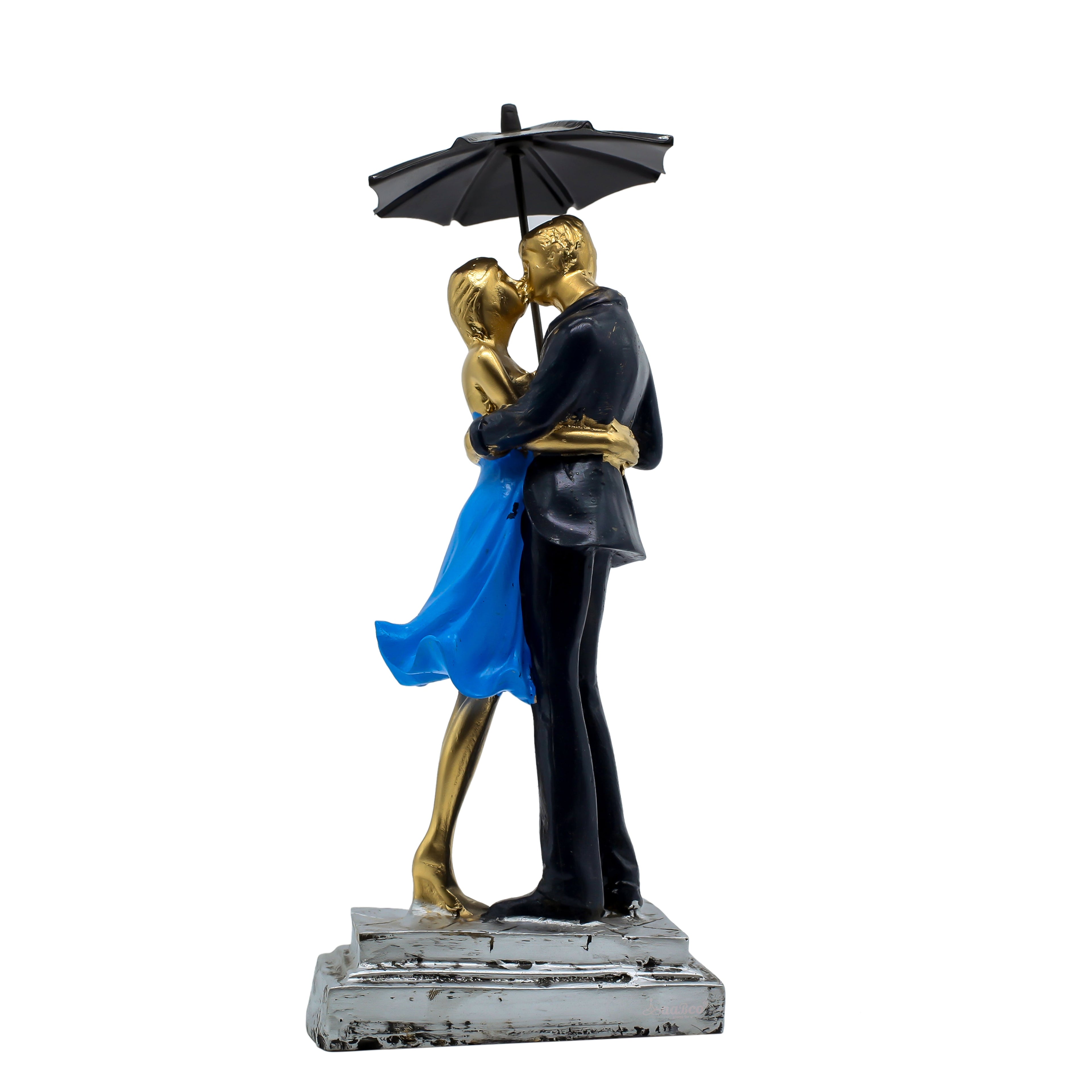 Handcrafted Resin Couple Statue, Romantic Home Decor, Anniversary Wedding Gift