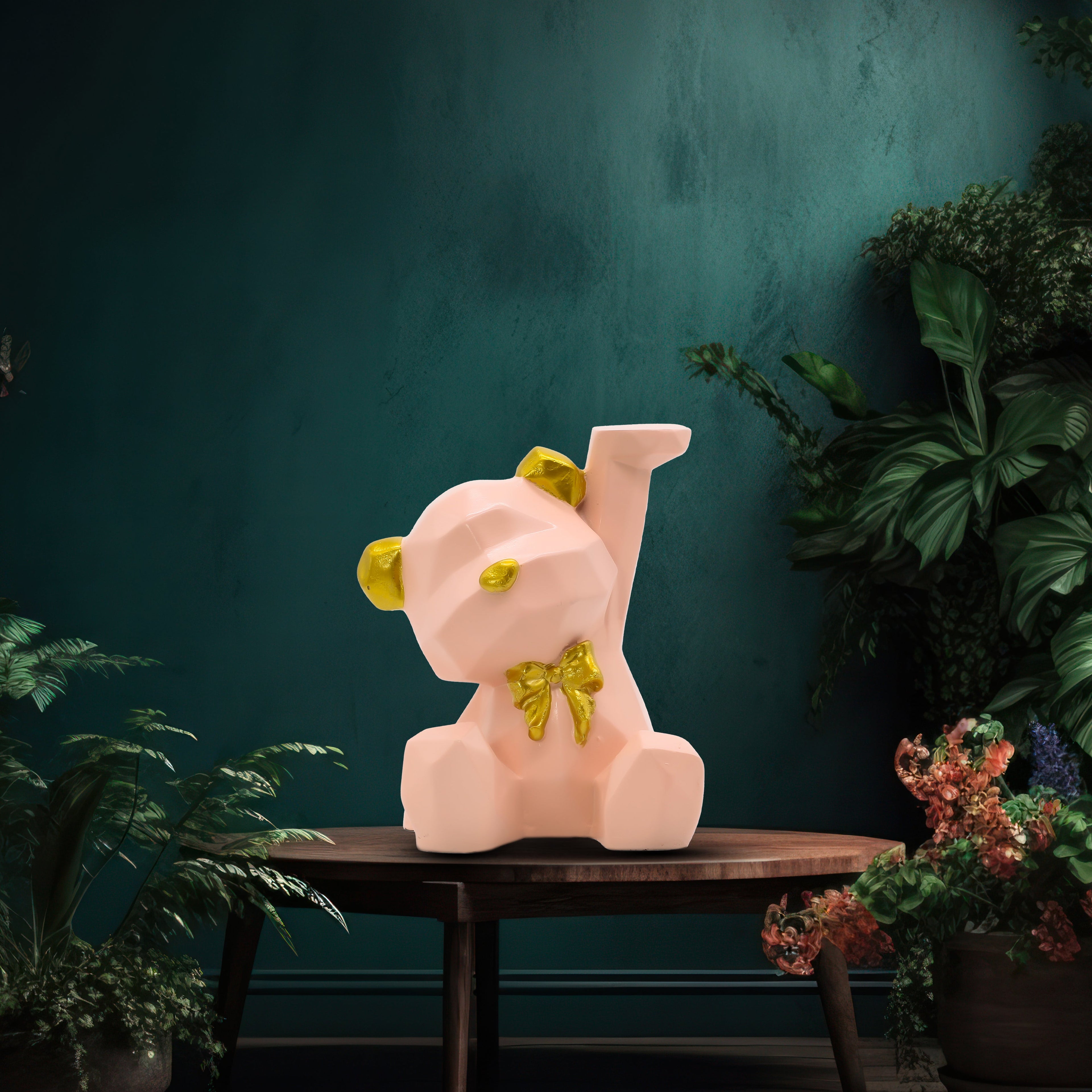 Modern Geometric Pink Bear Figurine with Gold Accents ? Faceted Resin Bear Statue for Home Decor, Nordic Style Animal Sculpture for Shelf, Office, or Living Room Decoration
