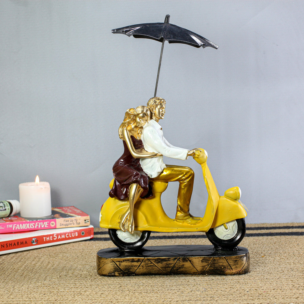 Romantic Couple on Scooter Showpiece, Resin Figurine, Anniversary Wedding Gift
