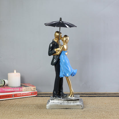 Handcrafted Resin Couple Statue, Romantic Home Decor, Anniversary Wedding Gift