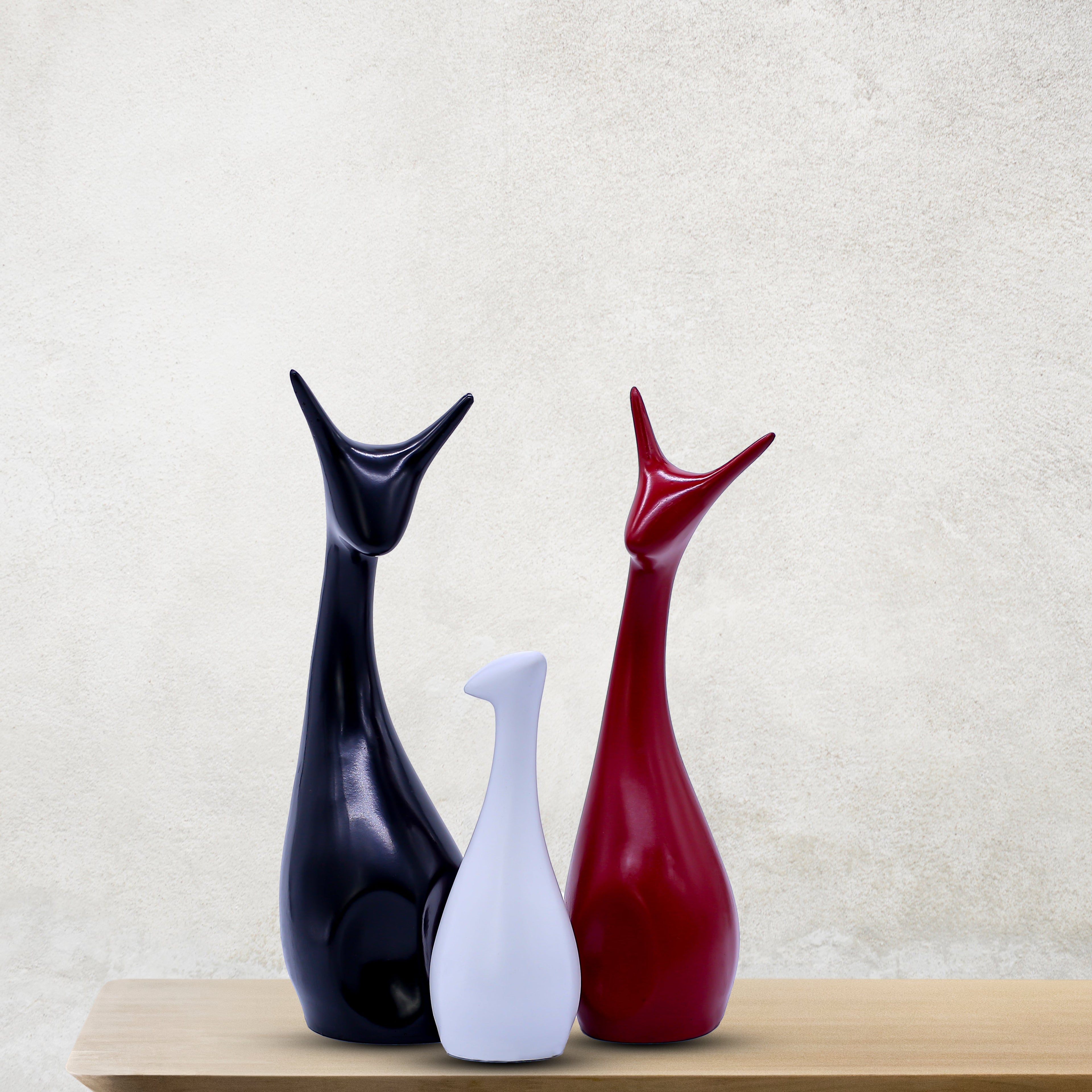 Deer Family Figurines Set of 3, Modern Ceramic Reindeer Statue, Minimalist Animal Home Decor for Living Room Shelf & Tabletop