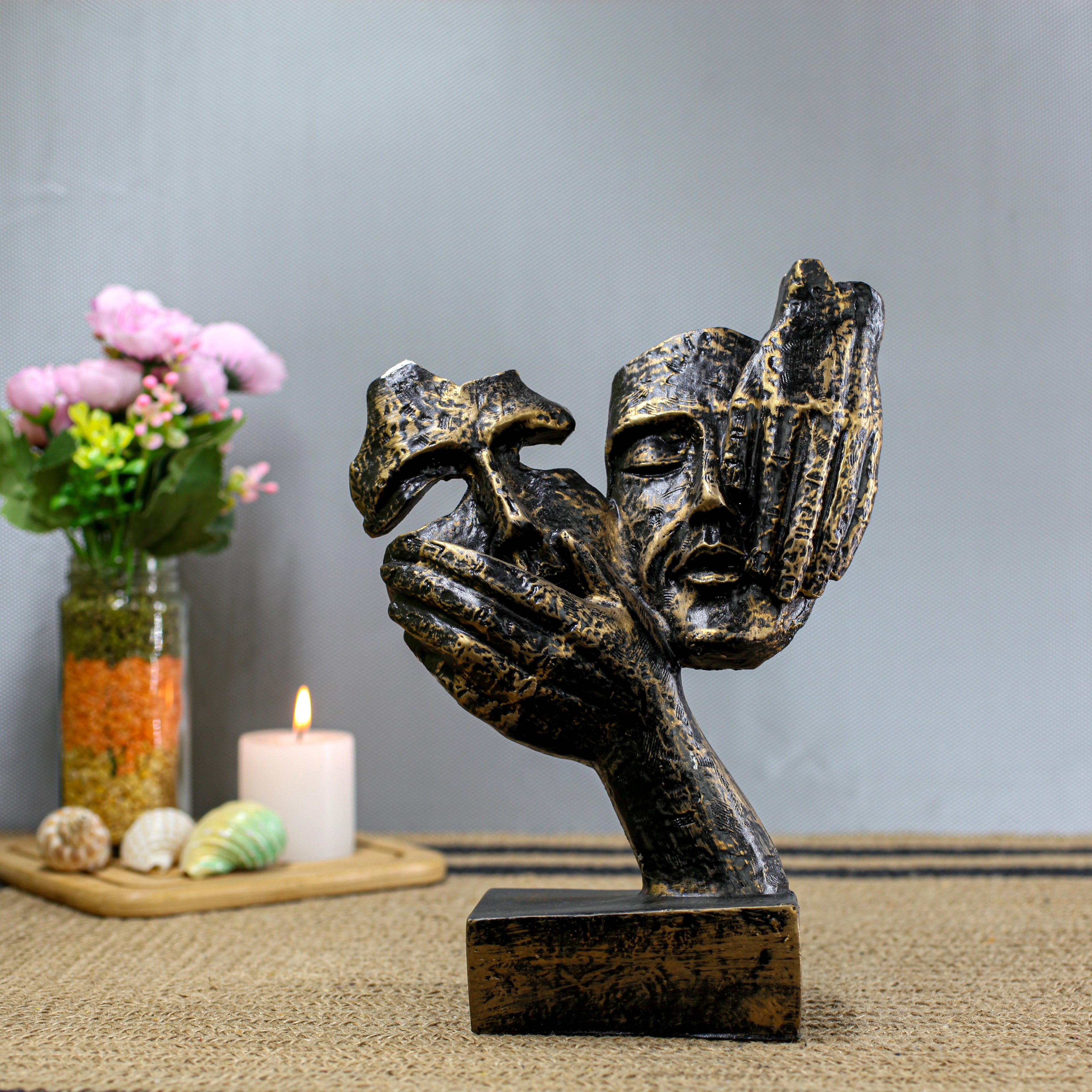 Abstract Couple Love Sculpture Polyresin Showpiece for Home Decor | Modern White Art Statue for Living Room, Bedroom & Gift