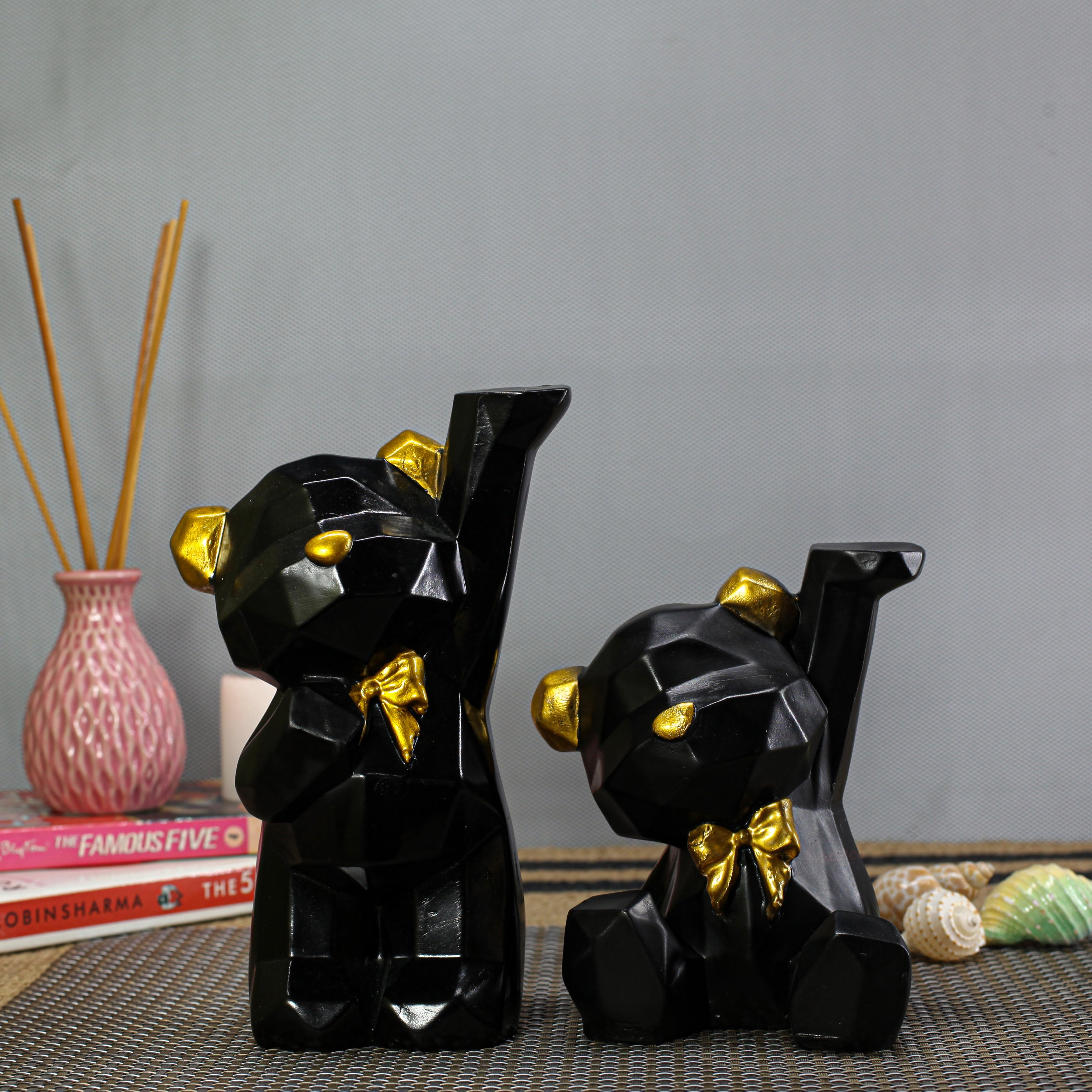Modern Geometric Black and Gold Bear Figurines ? Set of 2 Faceted Resin Bear Statues, Nordic Style Origami Animal Sculptures for Home Decor, Bookshelf, Office, or Living Room Accents