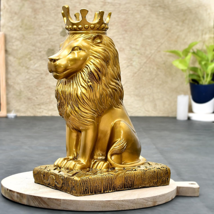 Lion Statue with Crown Sculpture Showpiece.