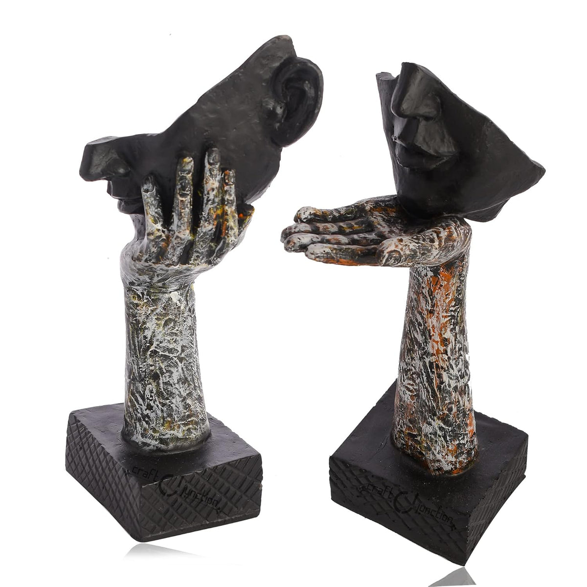 Mordern Art Love Face On Hand Decorative Showpiece Lovely Statue for Home D̩cor.