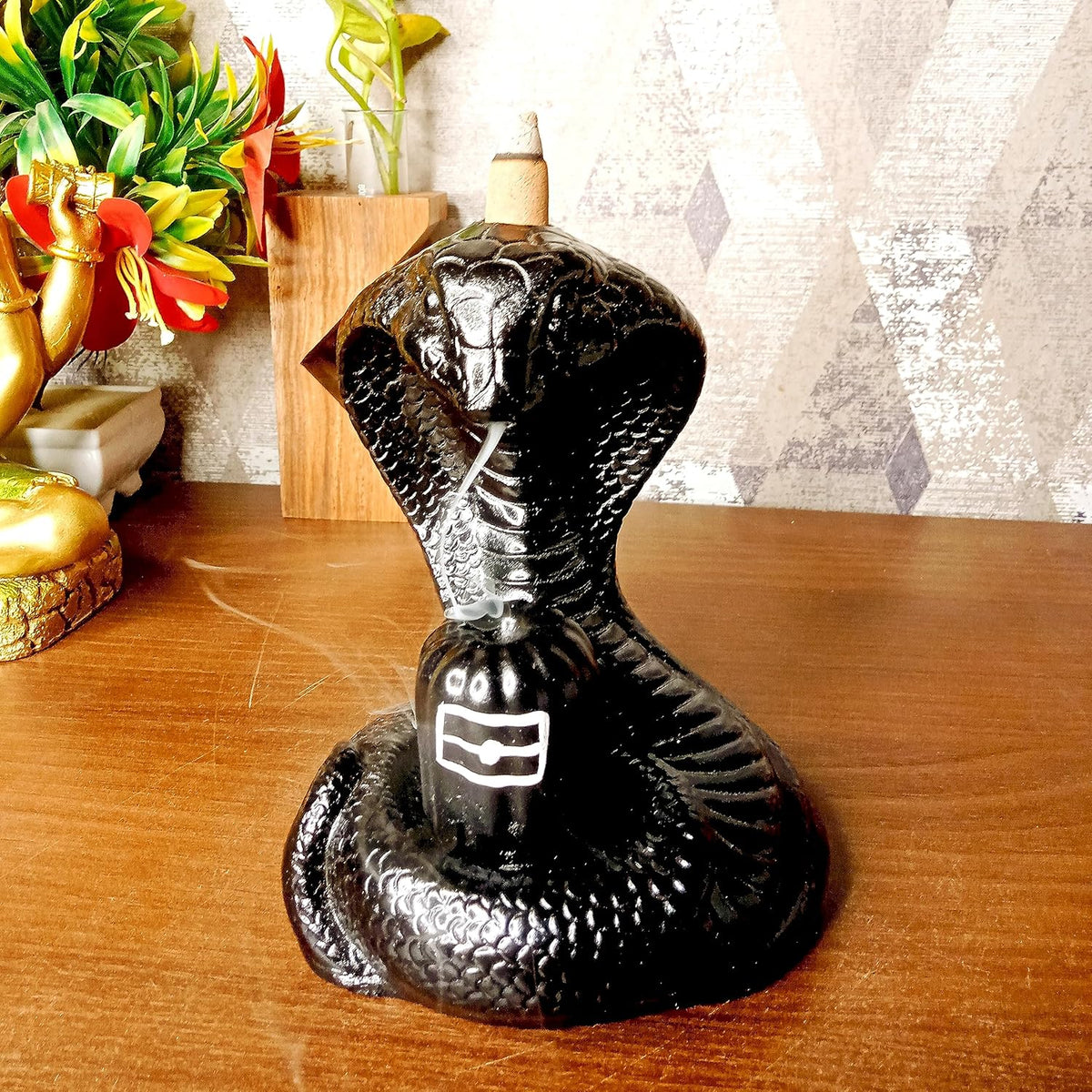 Snake Shiva Smoke Backflow Cone Incense Holder with 10 Incense Cones Showpiece.