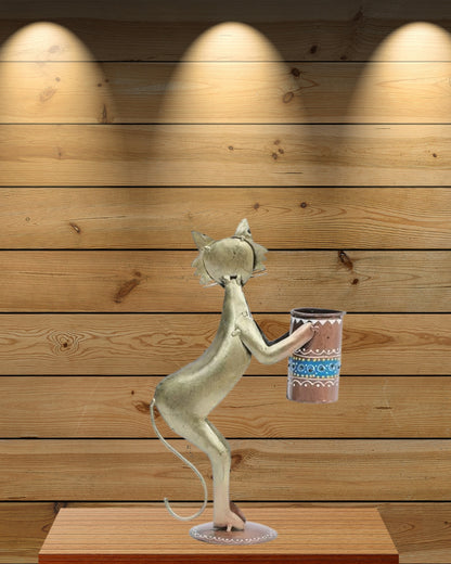 Iron Cat holding a Pen Holder Showpiece for Home decor,